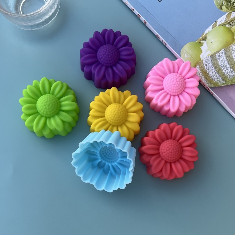 Soap Making Party - ชุดแม่พิมพ์ซิลิโคนลายดอกไม้ 6 ชิ้น ไม่ติดกระทะ สำหรับทำช็อกโกแลต พุดดิ้ง